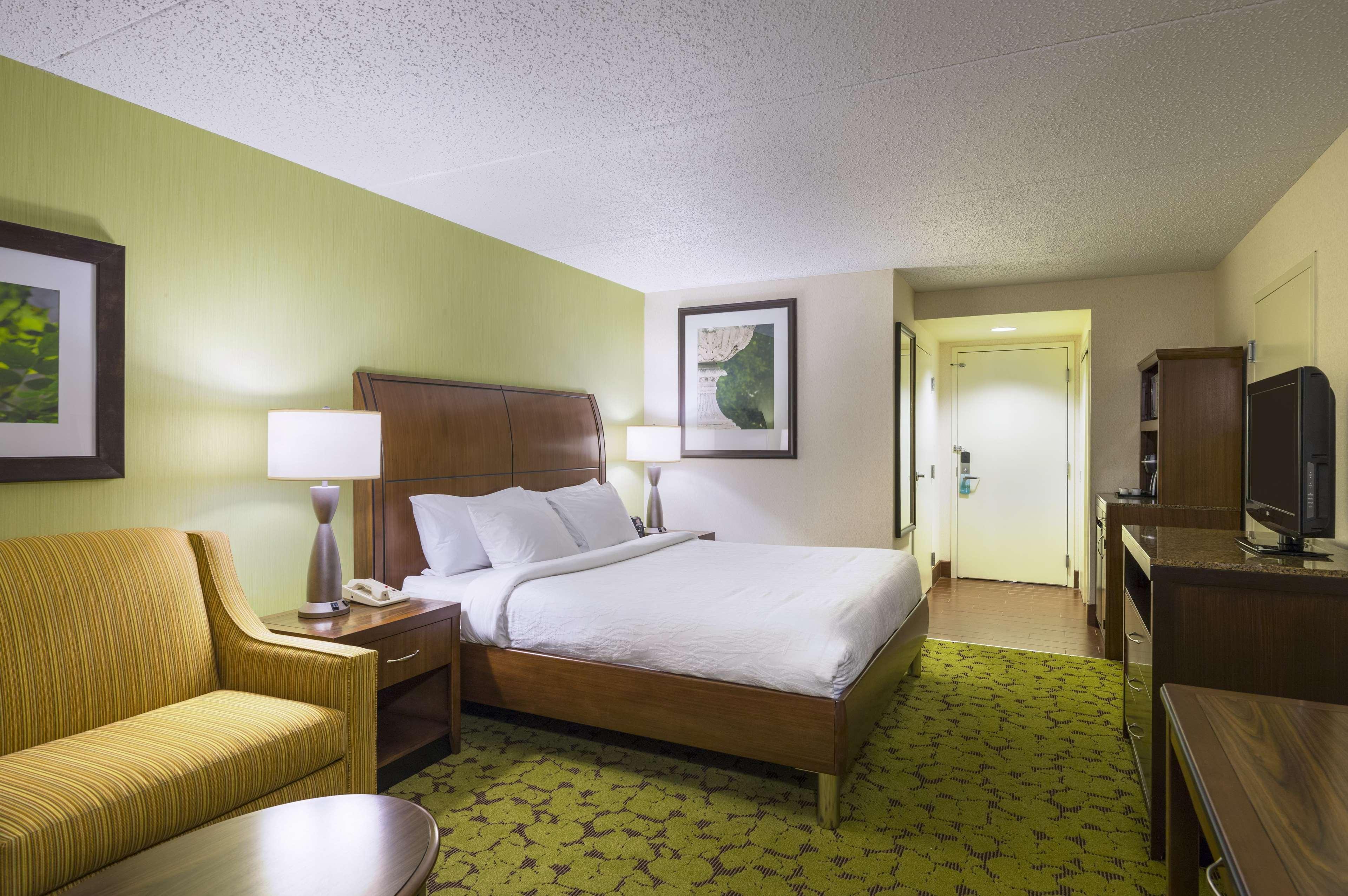 Hilton Garden Inn Edison/Raritan Center Kültér fotó