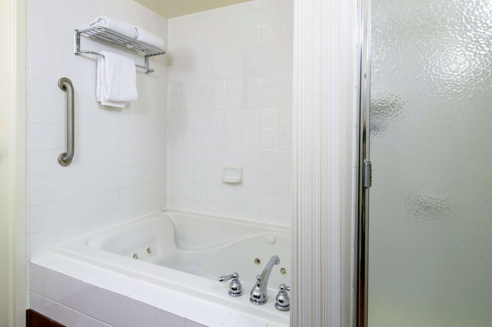 Hilton Garden Inn Edison/Raritan Center Kültér fotó